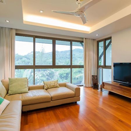 Nai Thon Beachfront Apartments Екстериор снимка