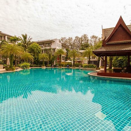 Nai Thon Beachfront Apartments Екстериор снимка