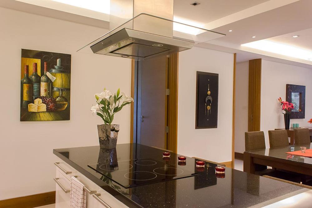 Nai Thon Beachfront Apartments Екстериор снимка