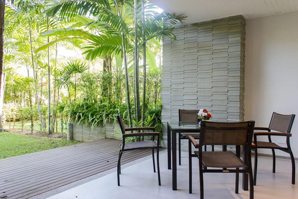 Nai Thon Beachfront Apartments Екстериор снимка