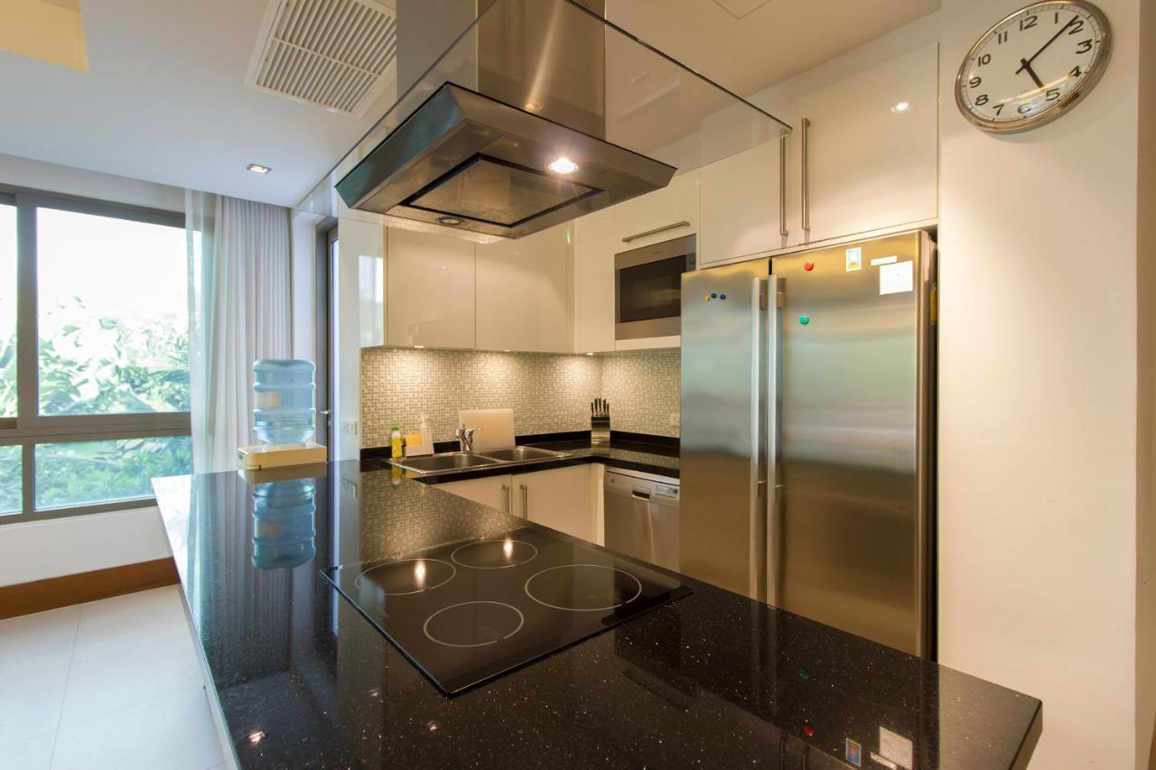 Nai Thon Beachfront Apartments Екстериор снимка